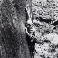 01 Bowden Black at Stanage (wall leading up to Hardings Superdirect finish), early 1970s (Derek Seddon Collection)