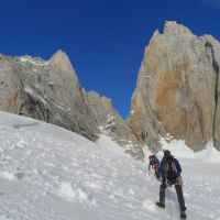 5) Colin & Dave approaching Aguja De L'S. (Duncan Lee)