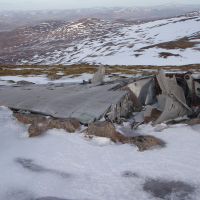 Wreckage on Carn an t-Sagairt Mor (Gareth Williams)