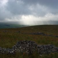 Sunbeams in the dale (Pen-y-ghent descent) (Dave Shotton)