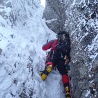 Andy - Leading Comb Gully IV,4 on The Ben (Zac Poulton)