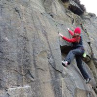 Kat bouldering (Dave Wylie)