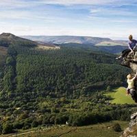 HC - Emma & Elizabeth on Gargoyle Flake, Bamford Edge (Sean Kelly)
