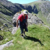 Lester on the shoulder of Seniors Ridge above Idwal Slabs (Dave Shotton)