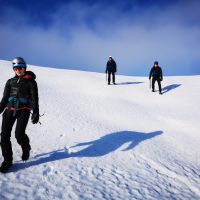 Winter skills course in beautiful weather (Georgia Dowler Marsden)