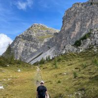 Harry Potts on the approach to Lago Di Sorapiss (Harry Potts)