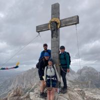 The whole group on the Monte Paterno summit (Harry Potts)