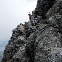 Scrambling off Sgurr Sgumain (Dave Wylie)