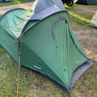 Tent erection masterclass (Mark Pilling)