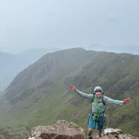 Stu tops out on Chockstone Ridge (Jessica Pealing)